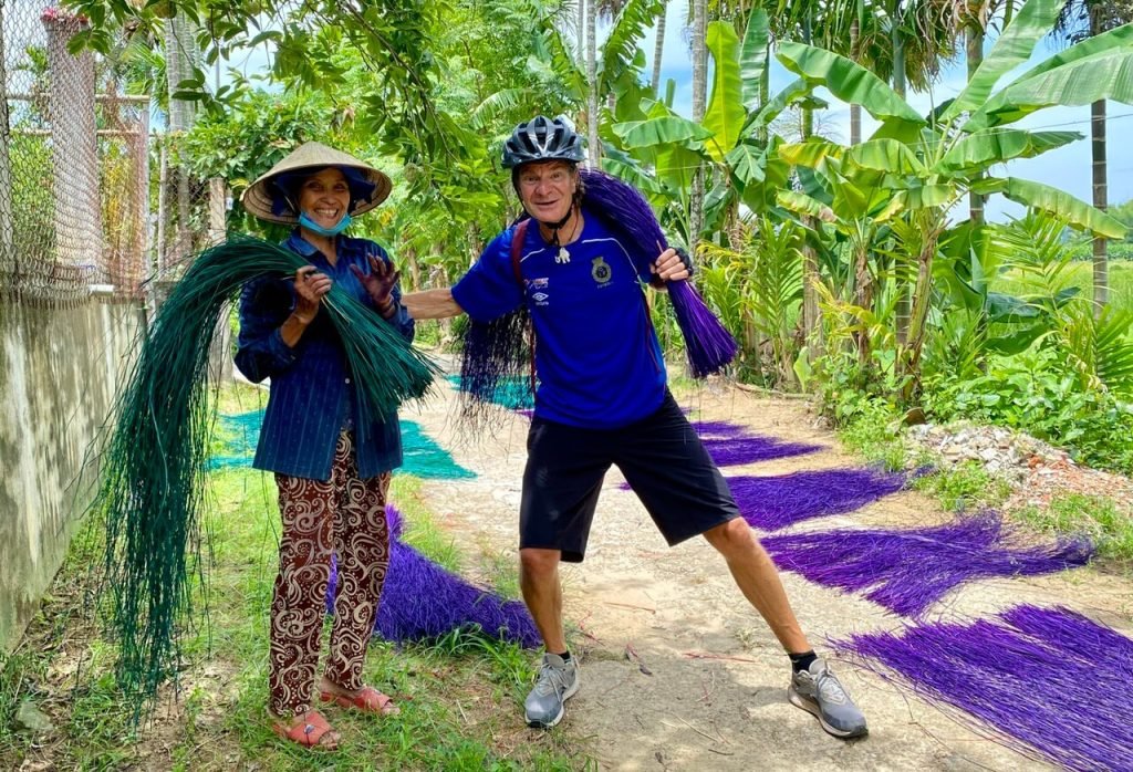 Hoi-An-Countryside-Bike-Tour-interact-with-villagers