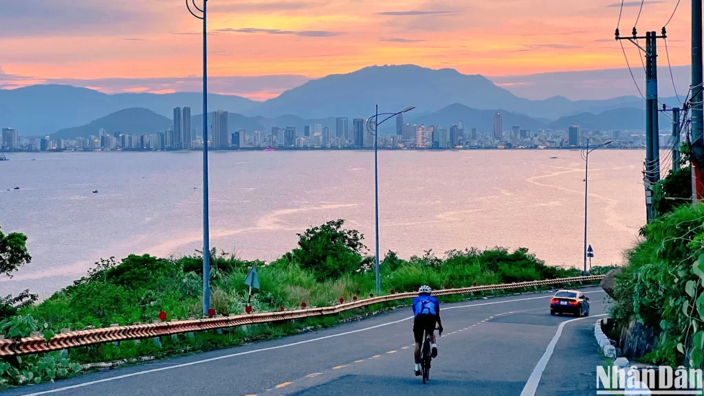 Central-Vietnam-Cycling-Tour-Da-Nang-Bike-Tours